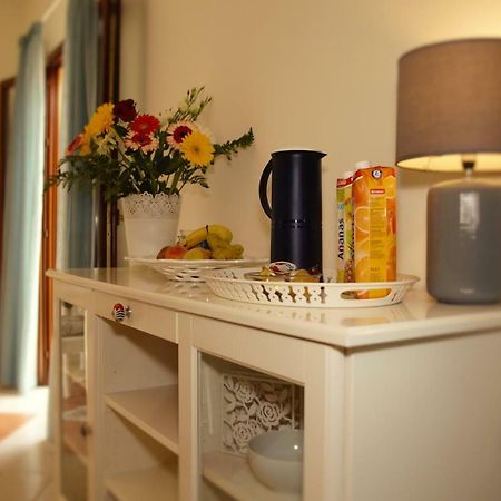 BnB DonnaLaura Carini Extérieur photo