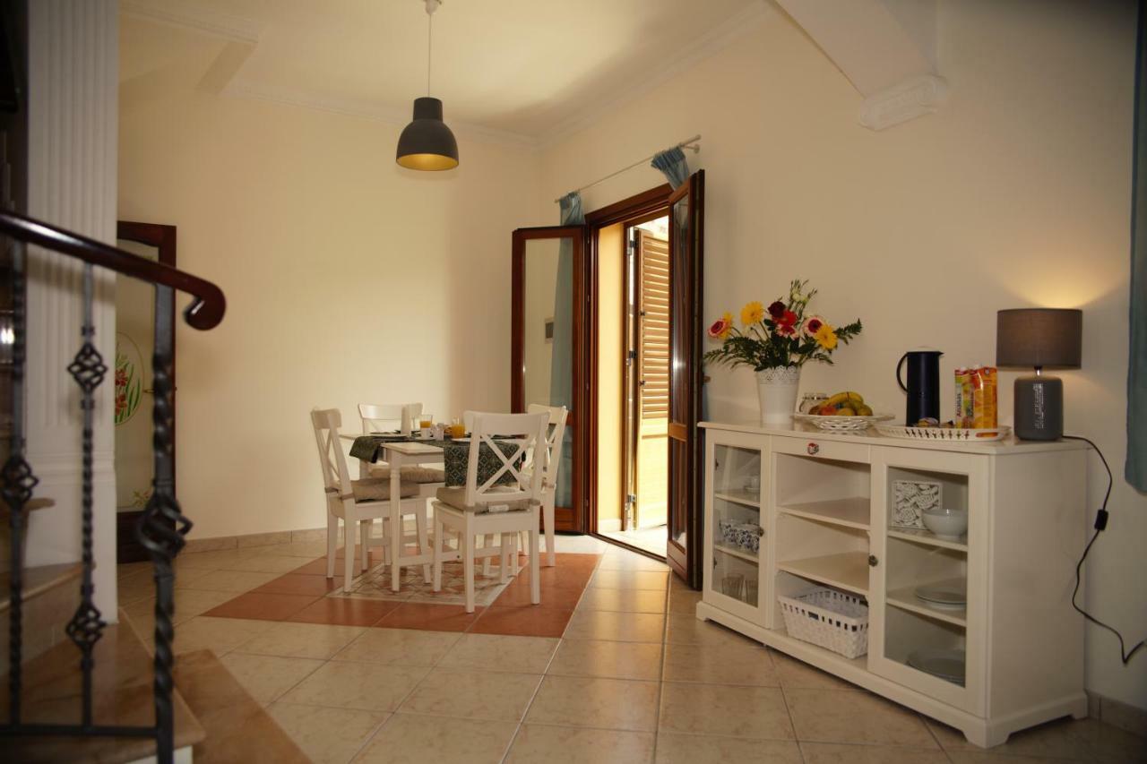 BnB DonnaLaura Carini Extérieur photo